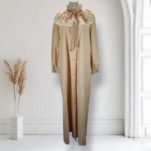 Vintage 70s Beige Velour Lace Collar Cottagecore Robe Duster Size L